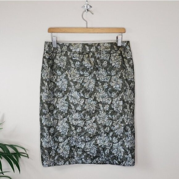 J. Crew Collection | Shimmery Metallic Floral Pencil Skirt Size 8 - Picture 1 of 5